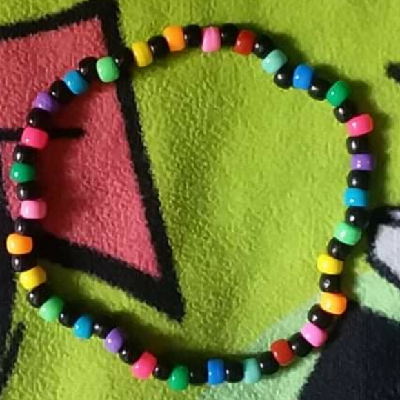 black rainbow kandi choker - Picture 6 of 6